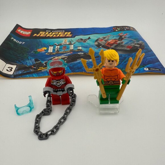 LEGO DC Super Heroes Minifigures Aquaman & Scuba Batman W/ Accessories from Set - Picture 1 of 7